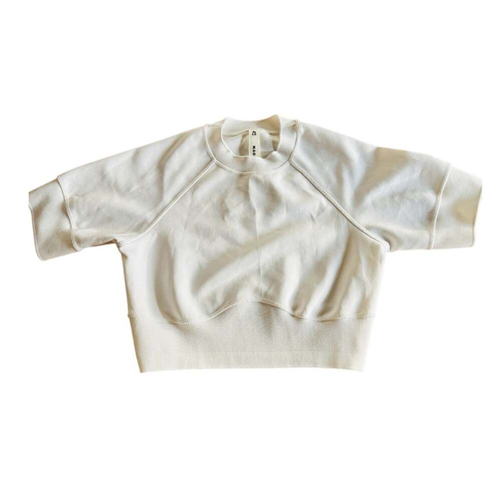 Magnlens White Cropped Top Athletic Dize S NWT